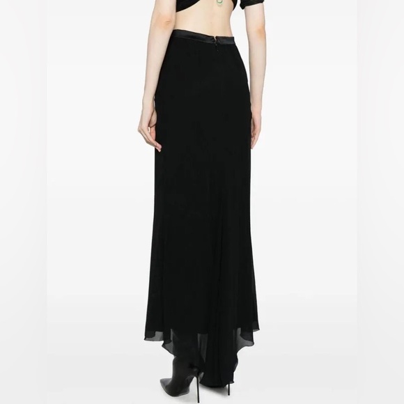 Chanel 2002 High Waisted Silk Maxi Skirt - Picture 3 of 15